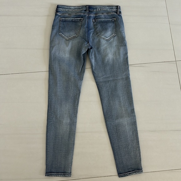 Kensie Skinny Jeans - Picture 2 of 4